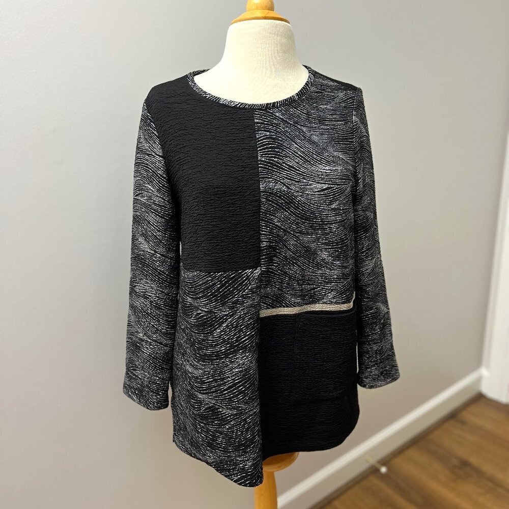 IC by Connie K Black Silver Mixed Media Tunic Top Sz S